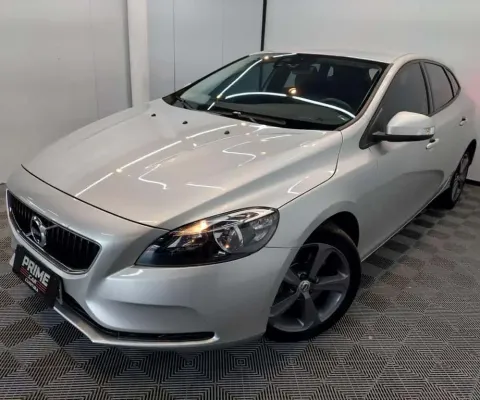 VOLVO V40 2.0 T4 KINET 2019