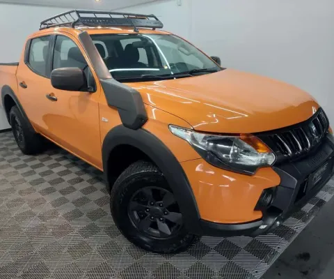 MITSUBISHI TRITON SPORT SAVANA 2022
