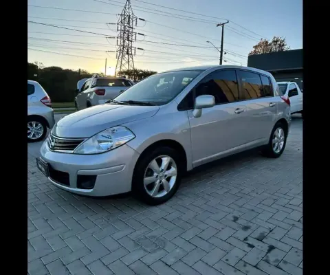 NISSAN TIIDA 18S FLEX 2013