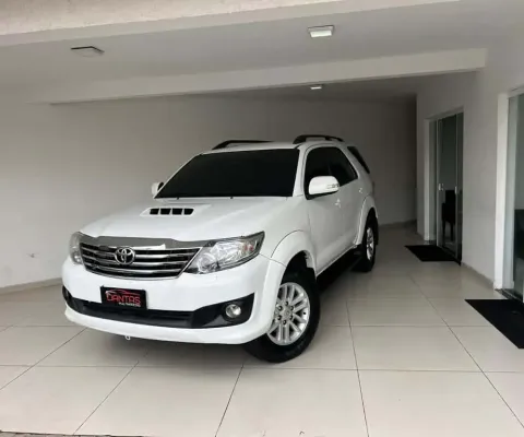 TOYOTA HILUX SW4 3.0 SRV 4X4 16V TURBO INTERCOOLER DIESEL 4P AUT 2014