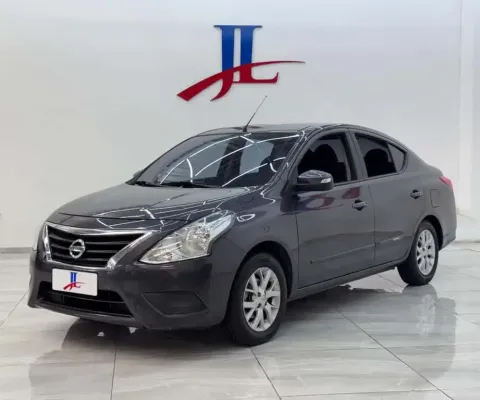 Nissan versa 16sv cvt 2020