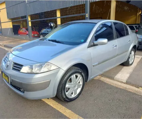 Renault Megane 2008 1.6 dynamique 16v flex 4p manual