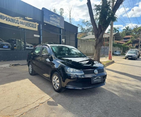 VOLKSWAGEN NOVO VOYAGE 1.0 2013