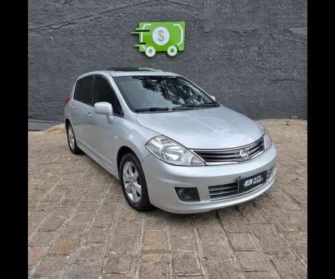 Nissan tiida 1.8 sl 2013