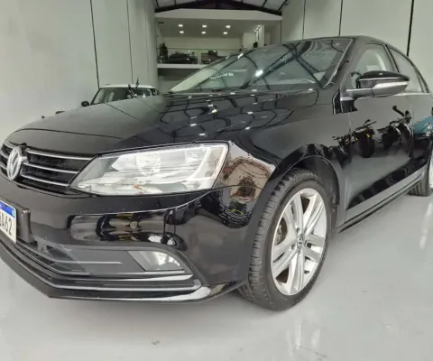 Volkswagen Jetta Gasolina Automático