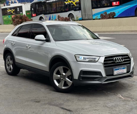 Audi Q3 2.0 TFSI Ambiente S Tronic Quattro