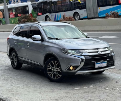 Mitsubishi Outlander 3.0 V6 GT4
