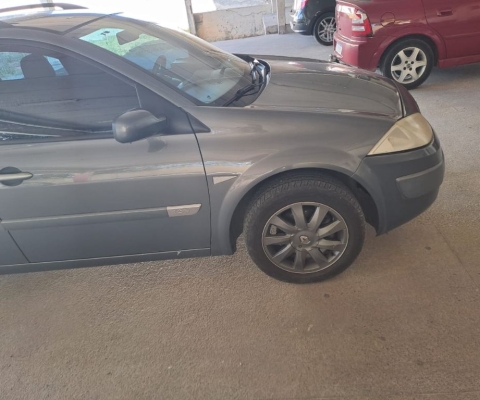 RENAULT MEGANE à venda.