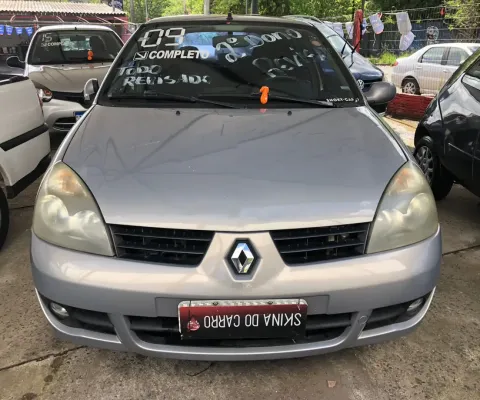 Veiculo bem inteiro pelo ano 