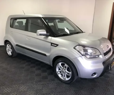 KIA SOUL EX 1.6 L 2010