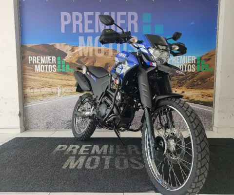 Yamaha Lander 250 Capitão America 2023