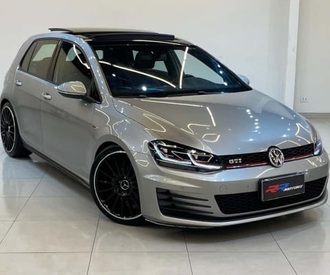 VOLKSWAGEN GOLF GTI AD 2015