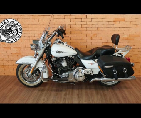 HARLEY-DAVIDSON FLHRC 2013