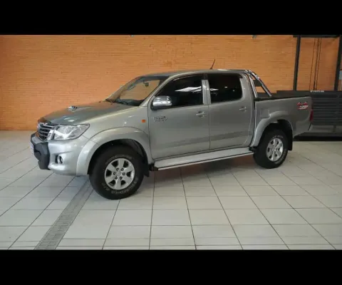 Toyota hilux cd4x4 sr 2015