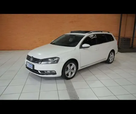 VOLKSWAGEN PASSAT VAR. 2.0T 2014 c/teto e revisões na Concessionária