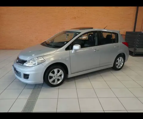 NISSAN TIIDA 18SL FLEX 2013 Automático com Teto