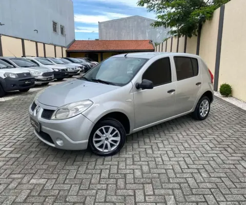 Renault sandero 1.0 authentique 16v flex 4p manual  2010