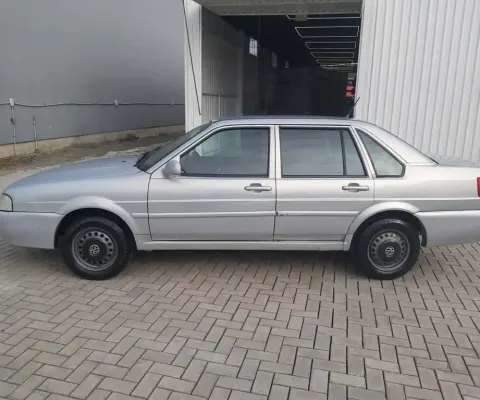 Volkswagen Santana 2.0 Mi 2p e 4p