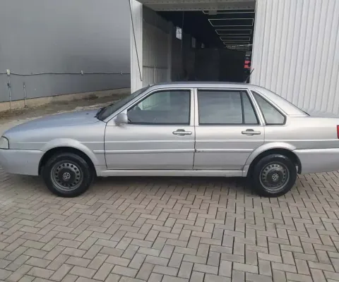 Volkswagen Santana 2.0 Mi 2p e 4p