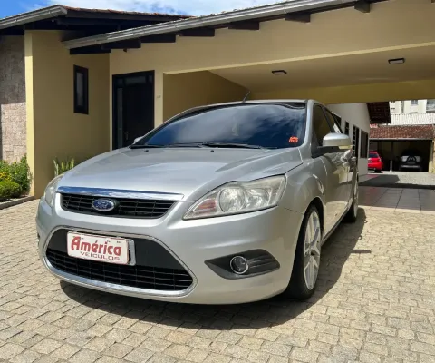 Ford/Focus Sedan Guia 2.0 Aut 2010