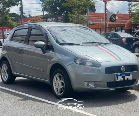 Fiat Punto Attractive 2012 Econômico, Confortável e Fácil de Manter