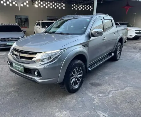 MITSUBISHI TRITON SPORT HPE S 2020