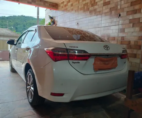TOYOTA COROLLA à venda.