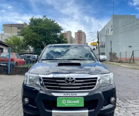 Hilux cd turbo 4x4 super conservada
