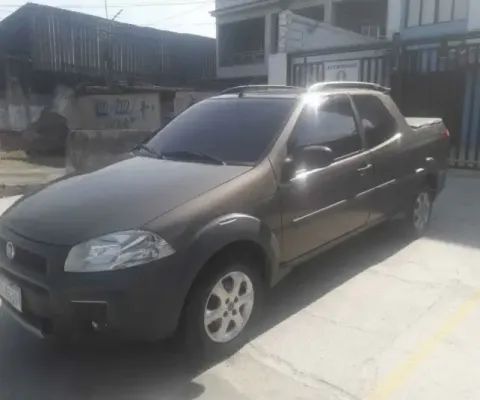FIAT STRADA à venda.