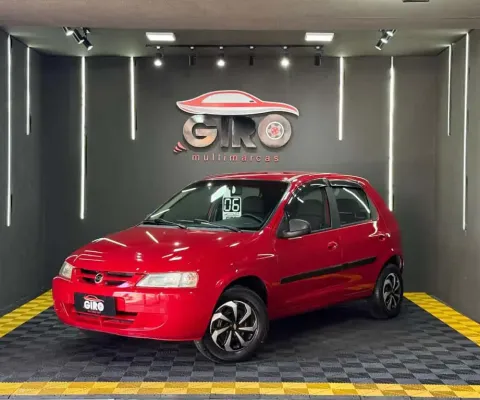 Chevrolet Celta Spirit 1.0 MPFI 8V FlexP. 5p  - Vermelha - 2005/2006