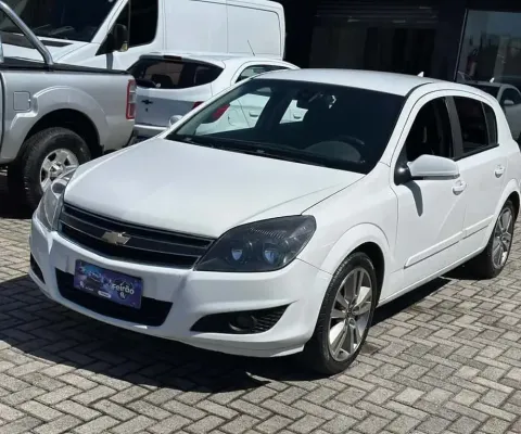 CHEVROLET VECTRA 2.0 MPFI GT HATCH 8V FLEX 4P MANUAL 2011