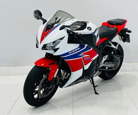 HONDA CBR 1000RR 2015