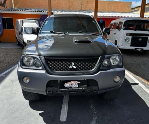 Mitsubishi L200 OUTDOOR 2.5 HPE 4X4 CD 8V TURBO INTERCOOLER DIESEL 4P MANUAL