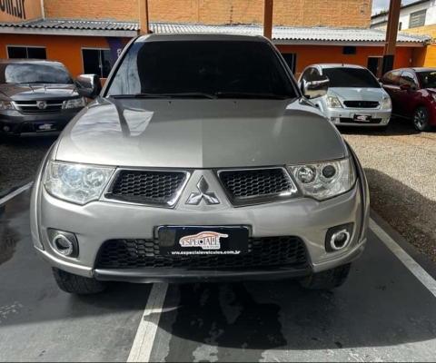 Mitsubishi L200 TRITON 3.2 HPE 4X4 CD 16V TURBO INTERCOOLER DIESEL 4P MANUAL