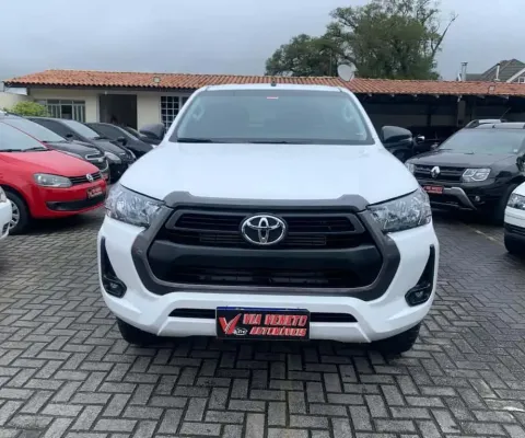 TOYOTA HILUX 2.8 SR 4X4 CD 16V DIESEL 4P AUT 2024