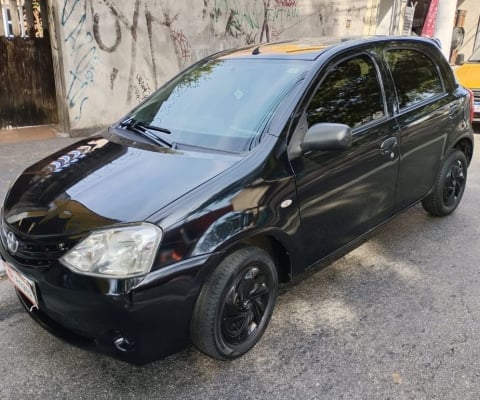 Toyota Etios 1.3 16v X 5p.