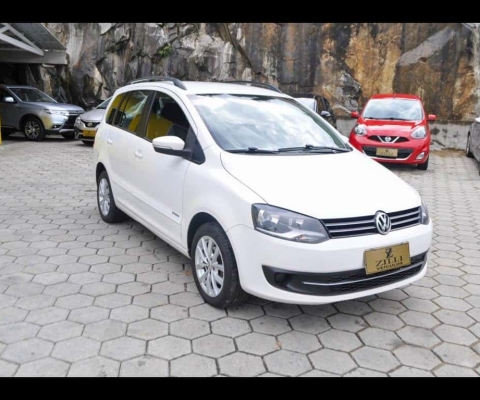 Volkswagen SpaceFox TREND 1.6 I-MOTION  - Branca - 2013/2013