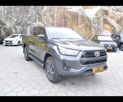 Toyota Hilux CD SR 2.8 4X4 AT   - Cinza - 2023/2024
