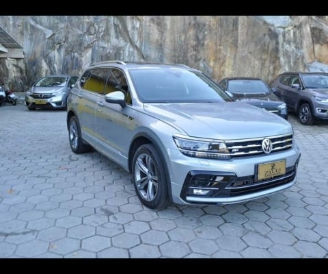 Volkswagen Tiguan ALLSPACE R-LINE 350 TSI 2.0 4X4 AT - Prata - 2021/2021