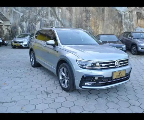 Volkswagen Tiguan ALLSPACE R-LINE 350 TSI 2.0 4X4 AT - Prata - 2021/2021