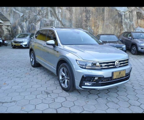 Volkswagen Tiguan ALLSPACE R-LINE 350 TSI 2.0 4X4 AT - Prata - 2021/2021