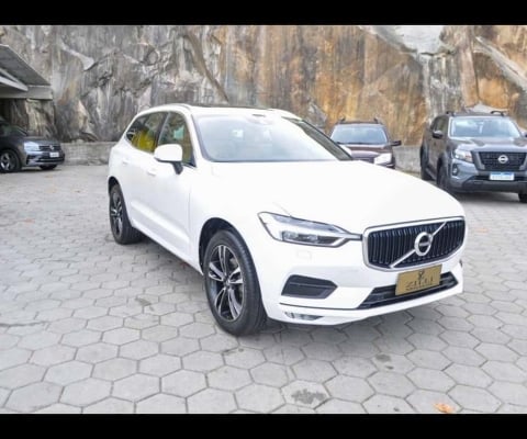 Volvo XC60 2.0 T5 MOMENTUM AWD AT - Branca - 2019/2020