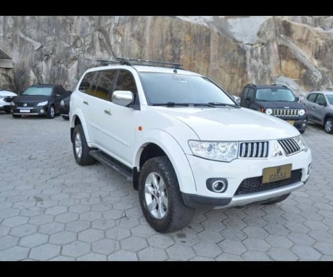 Mitsubishi Pajero DAKAR HPE 3.2 4X4 AT (7L) - Branca - 2012/2013