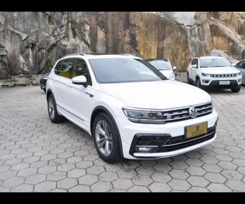 Volkswagen Tiguan ALLSPACE R-LINE 350 TSI 2.0 4X4 AT - Branca - 2018/2018