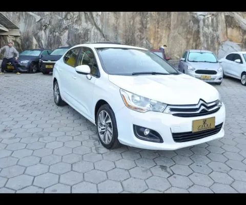 Citroën C4 Lounge TENDANCE 2.0 AT - Branca - 2014/2015