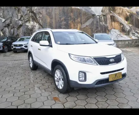 Kia Sorento EX 2.4 AT - Branca - 2013/2014