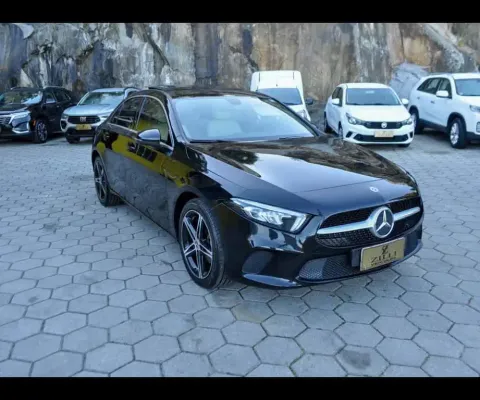 Mercedes-Benz A 200 SEDAN ADVANCE 1.3 TURBO AT - Preta - 2020/2020
