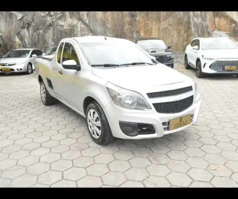 Chevrolet Montana LS 1.4 MT  - Prata - 2013/2014