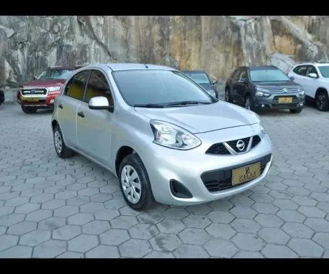 Nissan March S 1.0 MT  - Prata - 2014/2015