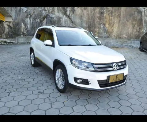 Volkswagen Tiguan 2.0 TSI AT - Branca - 2013/2014